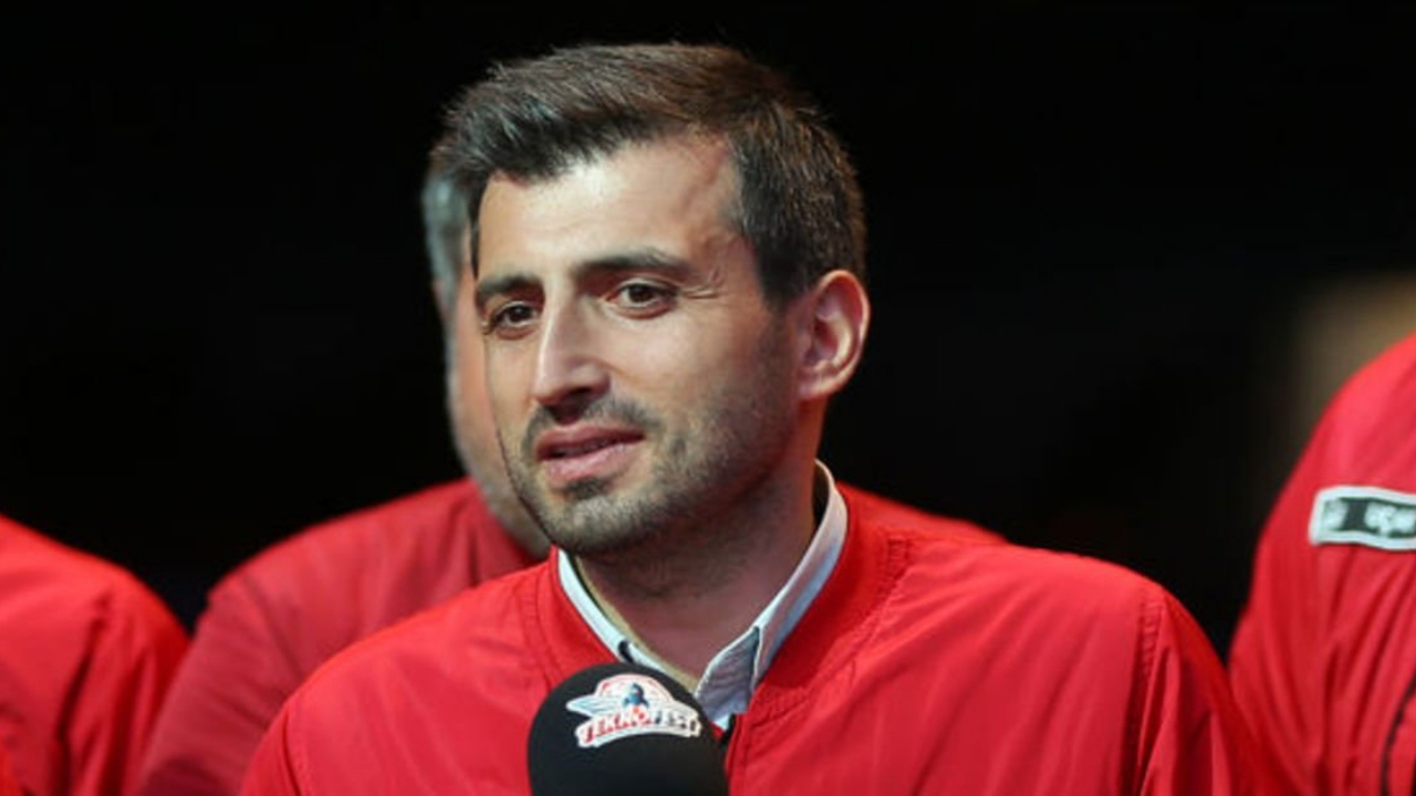 Selçuk Bayraktar: İleride roket yapmayana kız vermeyecekler