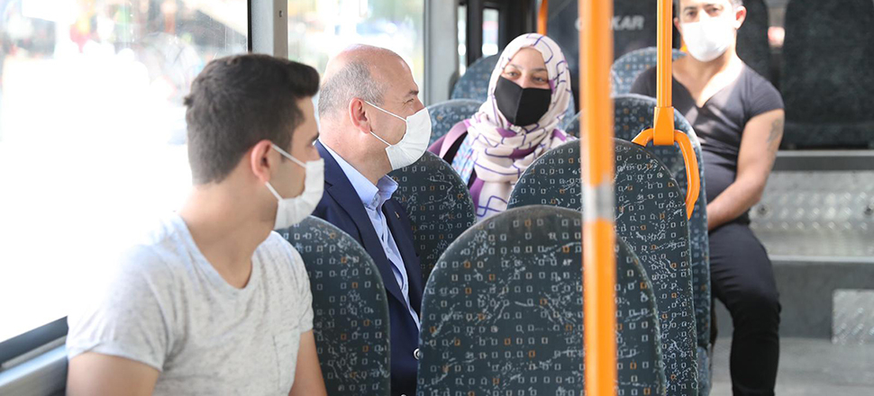 Bakanlığa halk otobüsüyle gitti