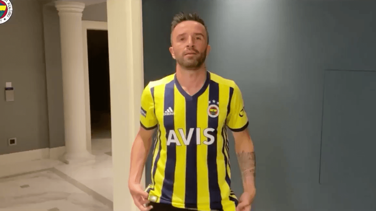 Gökhan Gönül yeniden Fenerbahçe'de