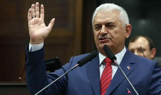 Başbakan: "PKK'ya FETÖ'ye bakın 'Evet' deyin dedik, yanıt CHP'den geldi!"