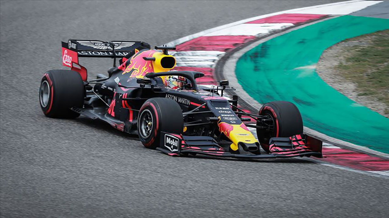 Formula 1'de Britanya Grand Prix'sini Max Verstappen kazandı