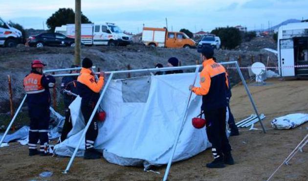 Çanakkale'de depremzeler çadırlara yerleştirildi