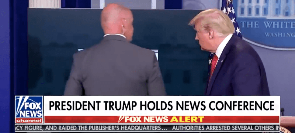 Gizli servis Trump'ın basın toplantısını durdurdu...