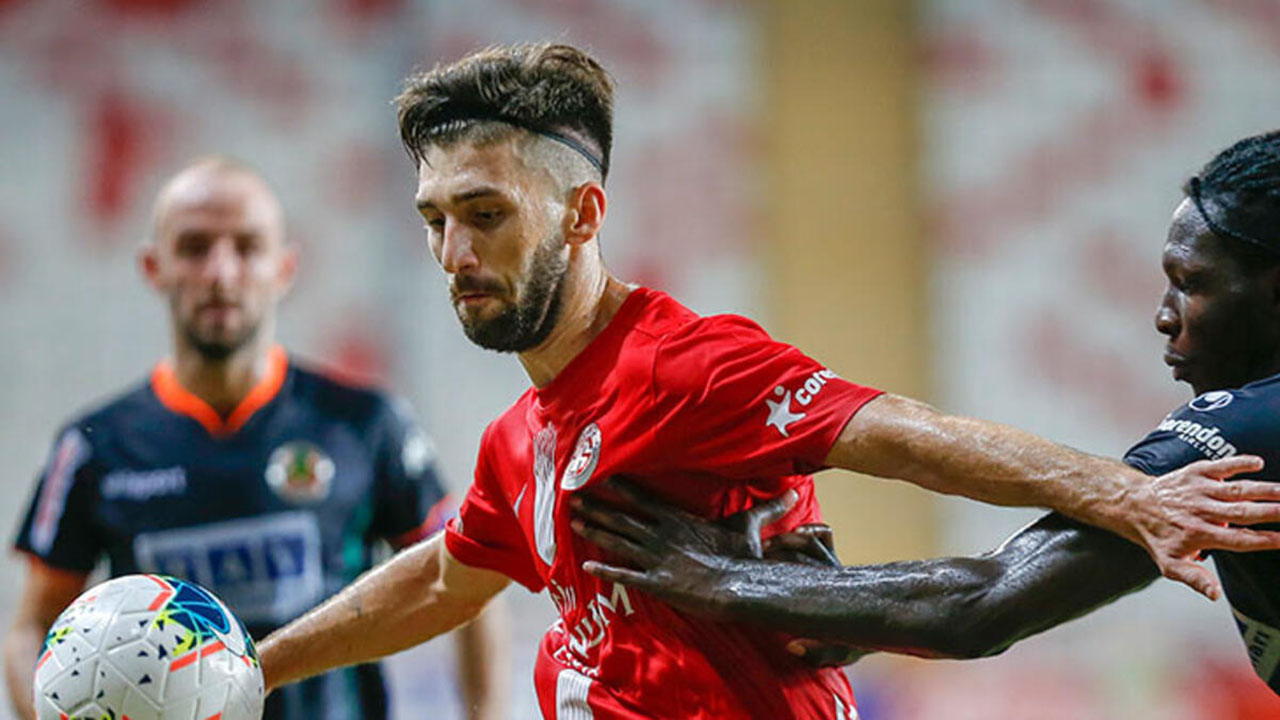 Antalyaspor'lu Doğukan Sinik, Fenerbahçe yolunda