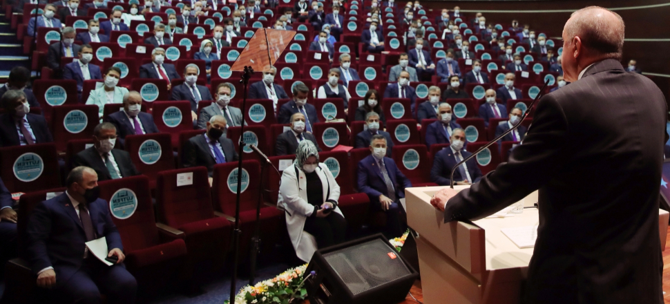 Erdoğan'dan 'Eğlenceye ara verin' uyarısı