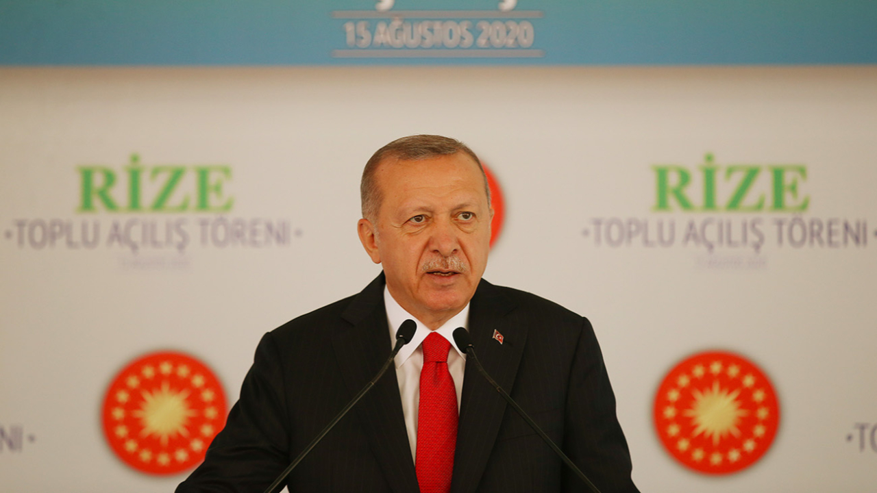 Erdoğan: Tartışmaları ülkenin önüne takoz haline getirmeye kalkanlara göz yummayız