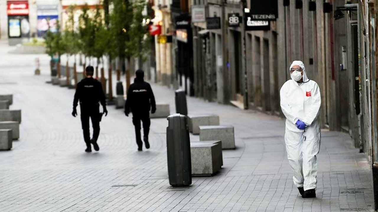 İspanya'da sokakta sigara içmek yasaklandı