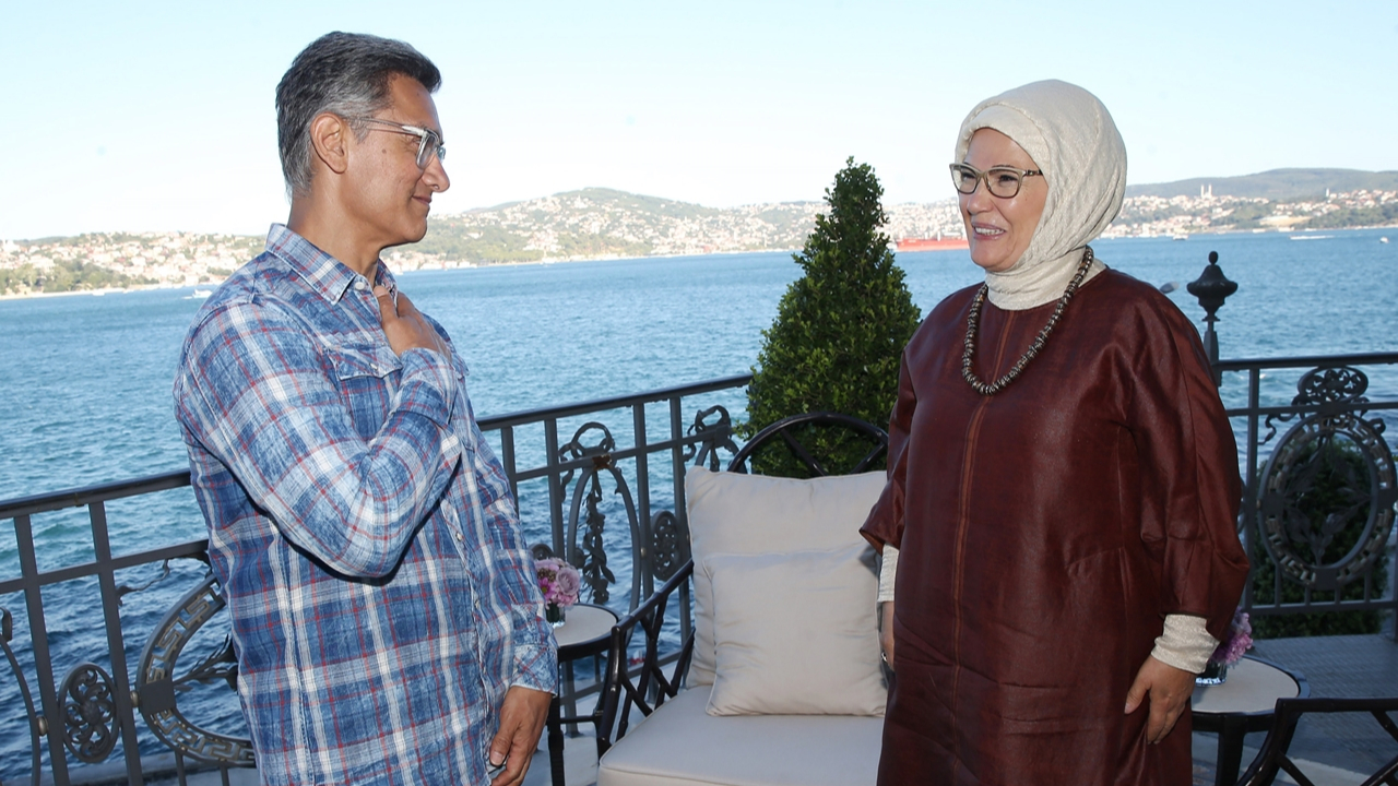 Emine Erdoğan Aamir Khan'la bir araya geldi