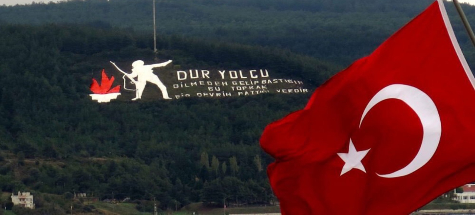 Biden'a Çanakkale fotoğraflı gönderme