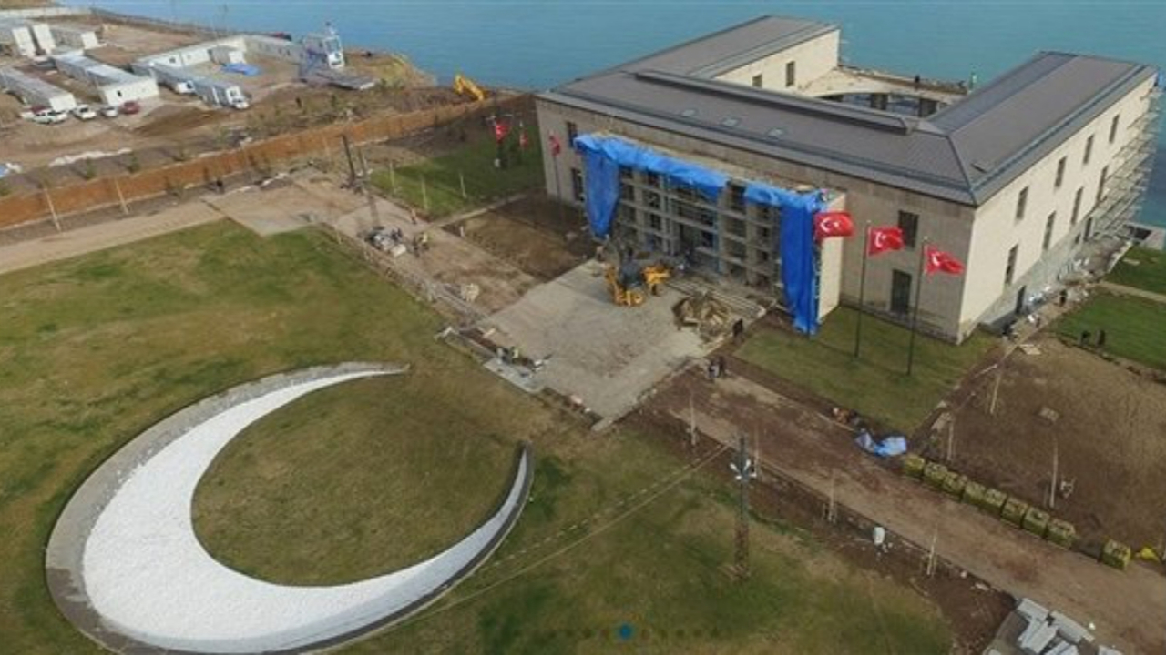 Ahlat Cumhurbaşkanlığı Külliyesi 25 Ağustos'ta açılıyor
