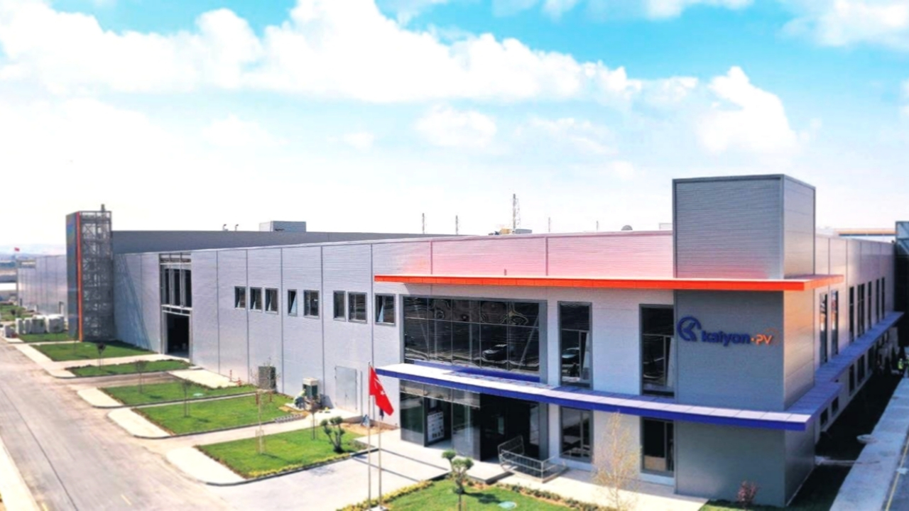 Güneş Teknolojileri Fabrikası bugün açılıyor! 400 milyon dolarlık ithalatı önleyecek!