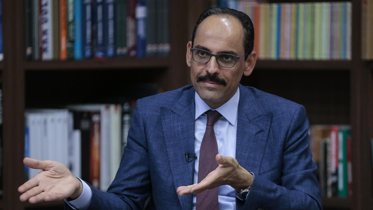İbrahim Kalın: Rusya inkar etse de Hafter'i desteklediği açık