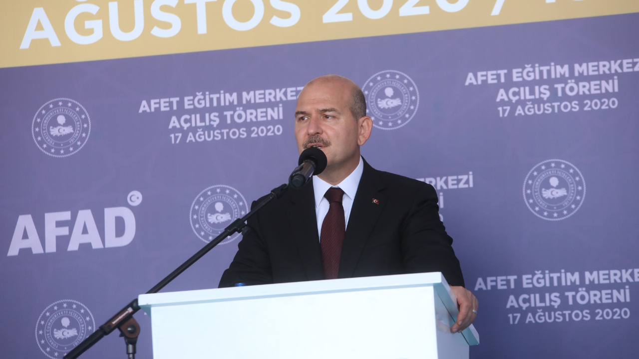 Bakan Soylu üstüne basa basa uyardı