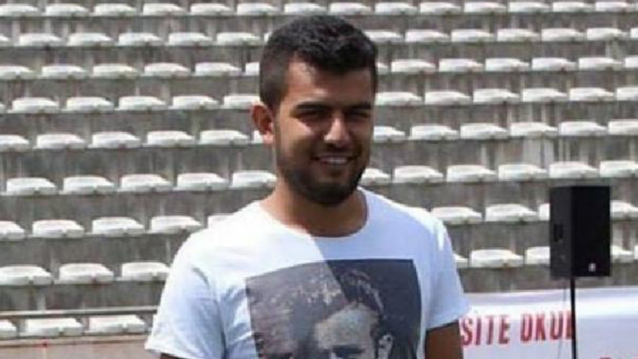 Genç futbolcu, babasının iş yerinde canına kıydı!