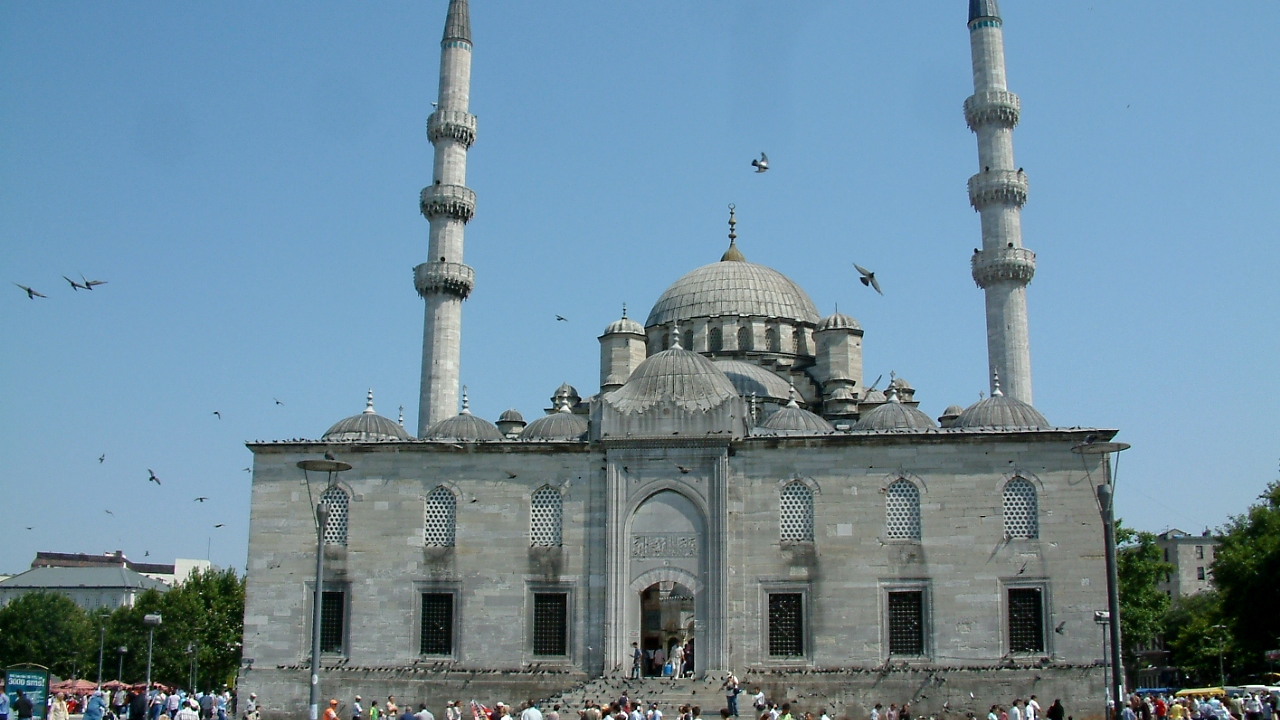 Eminönü'nde gülümsetecek etkinlik