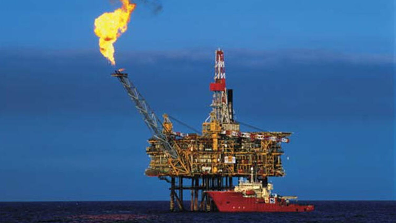 Türkiye Karadeniz'deki Tuna 1 kuyusunda 800 milyar metreküp doğalgaz buldu!