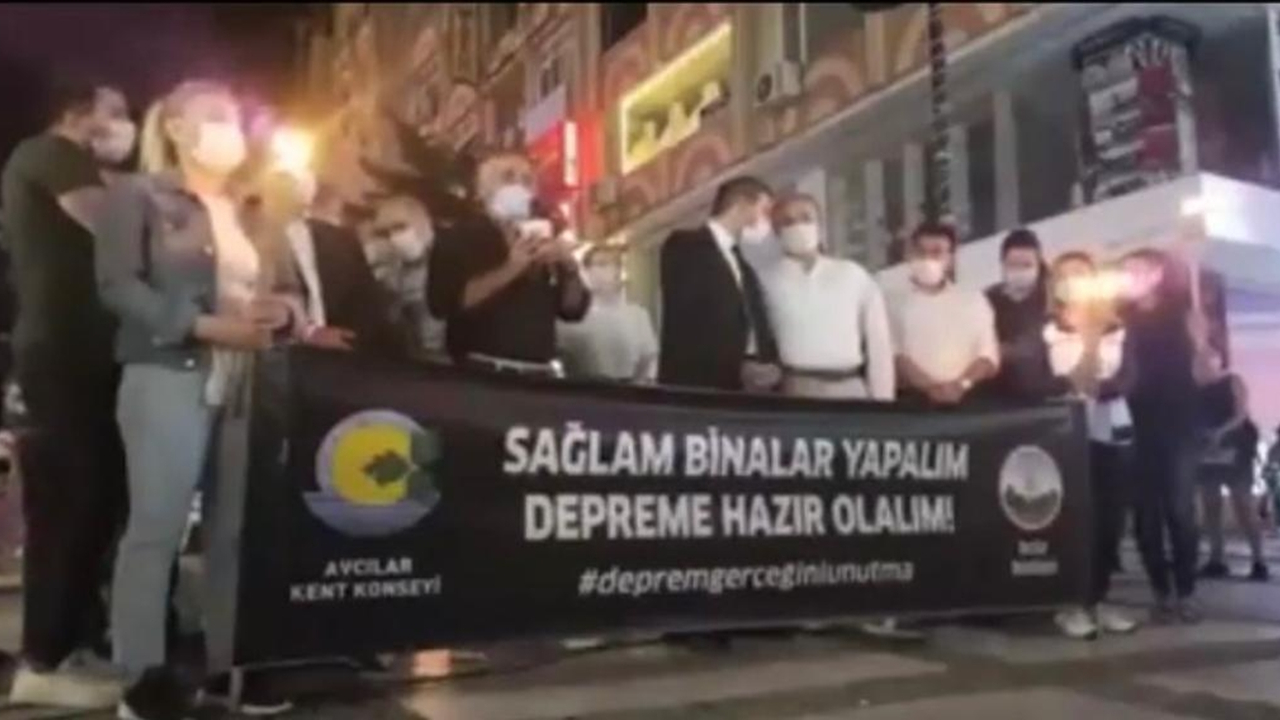 İYİ Parti'li başkan maskesini fırlatıp alandan ayrıldı