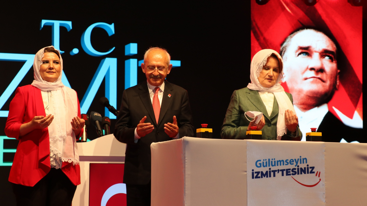 Projelerin adını değiştirip tekrar açtı