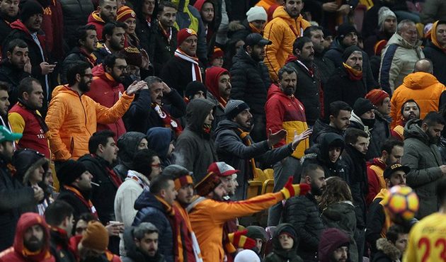 Galatasaray yönetiminden istifa yanıtı