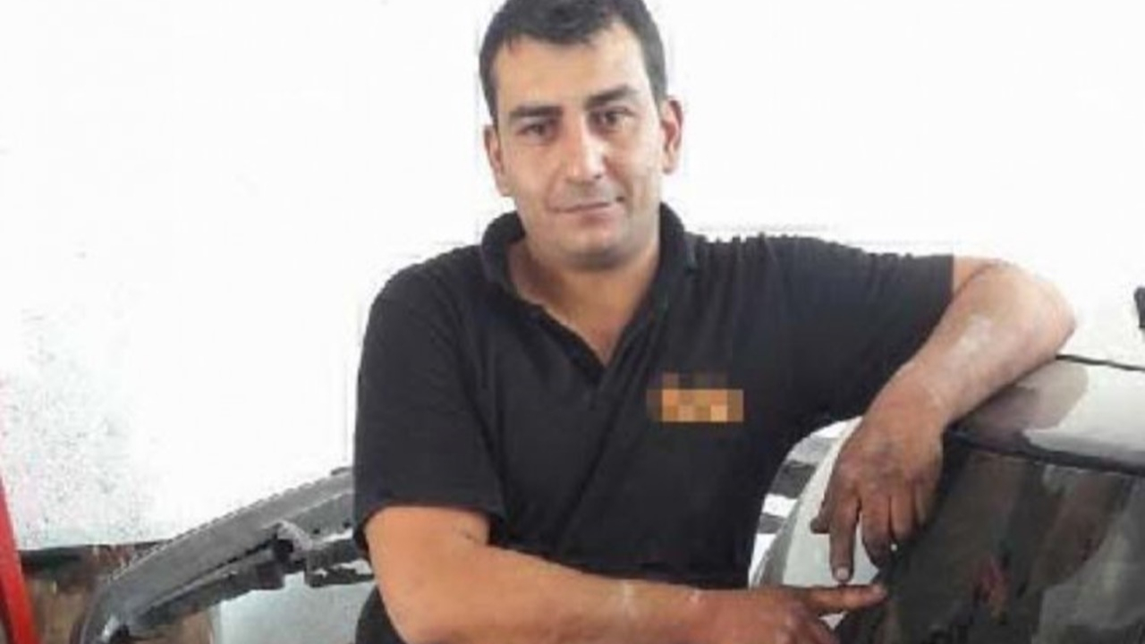 Evi terk eden karısını boş arazide öldürdü