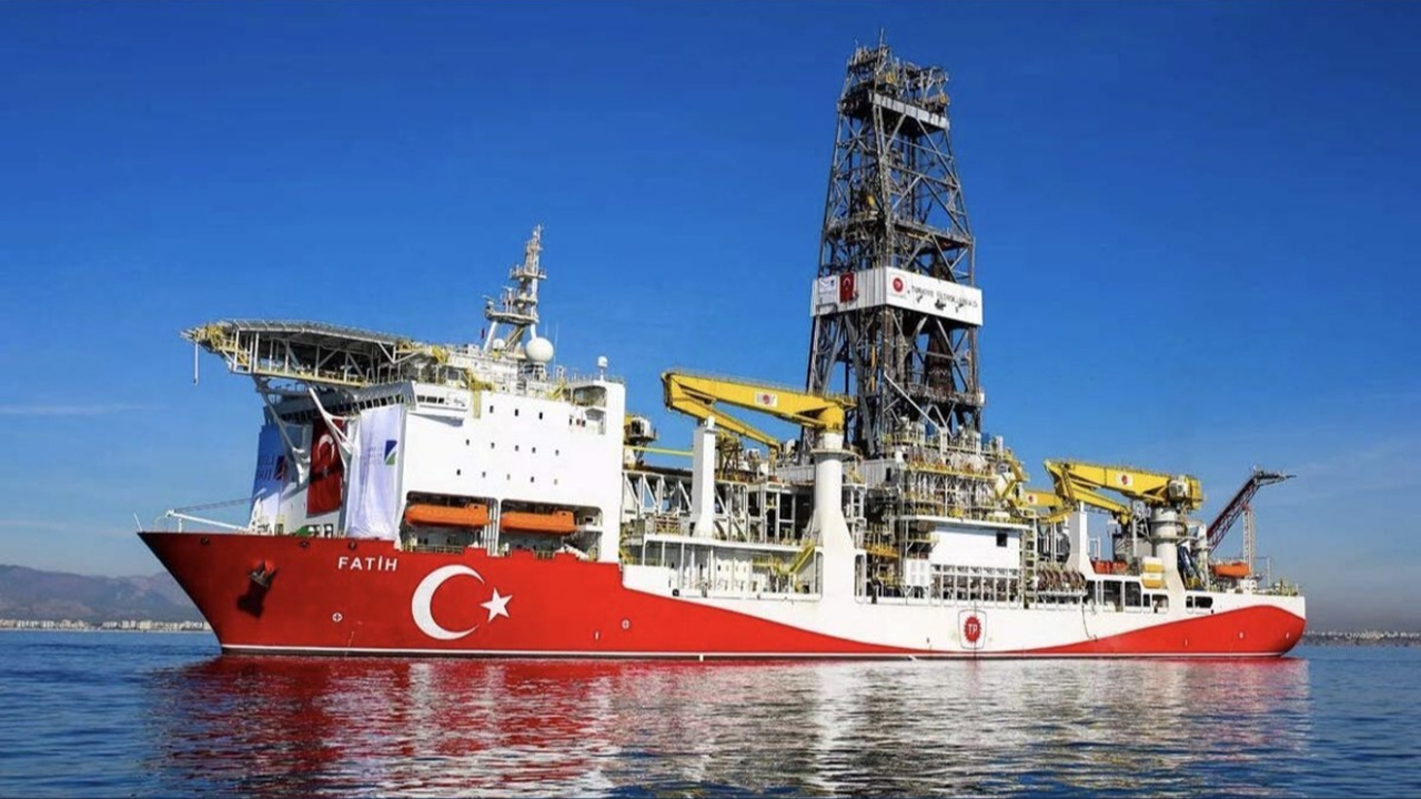 Financial Times: Tarihi bir adım