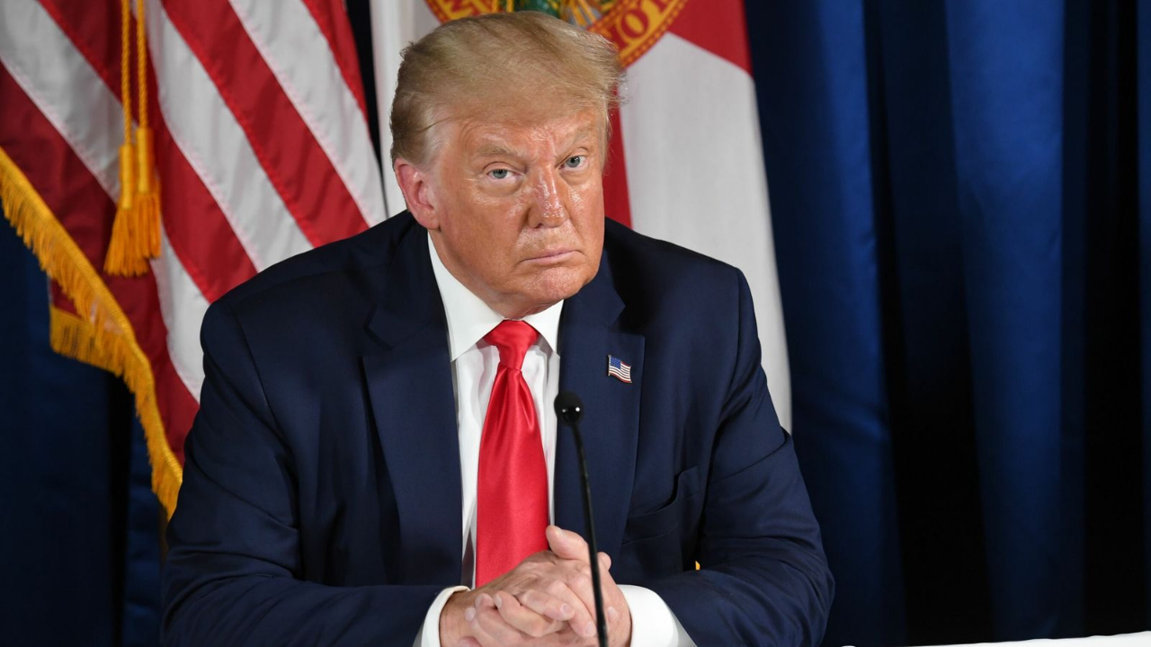 Trump'tan FDA'e şoke eden aşı suçlaması