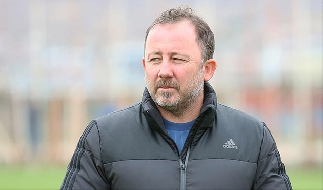 Fenerbahçe ve Galatasaray'ı deviren Sergen Yalçın'ın sırrını anlattı