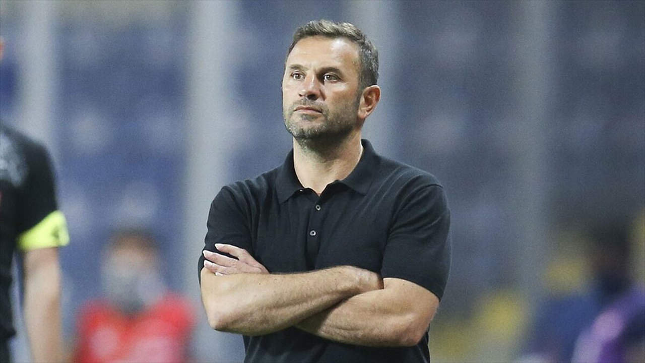 UEFA'dan Başakşehir ve Okan Buruk'a uyarı cezası