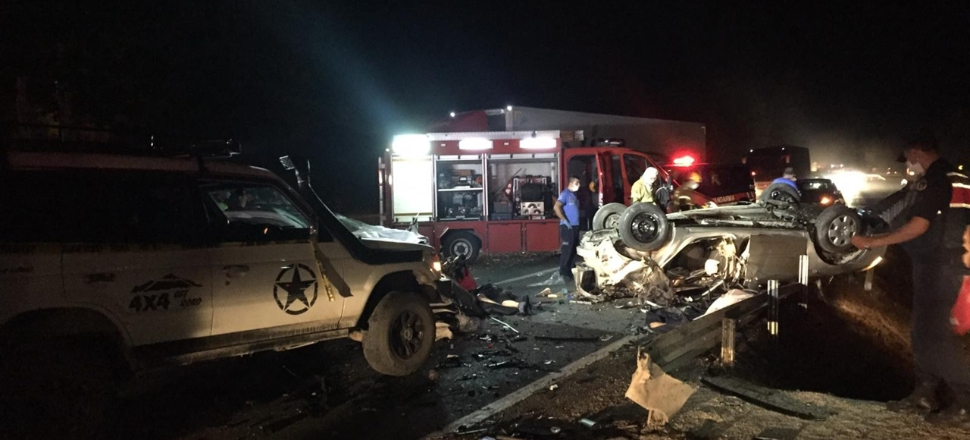 Katliam gibi kaza: 4 ölü, 6 yaralı
