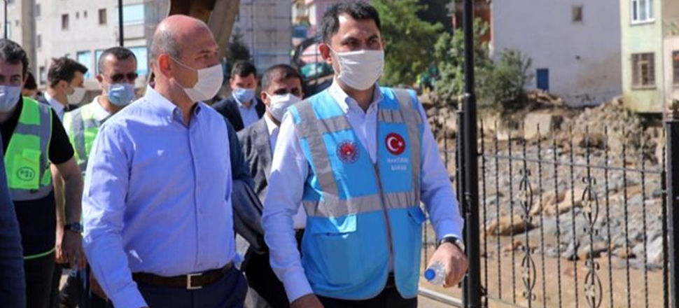 Bakan Soylu felaket bölgesinde
