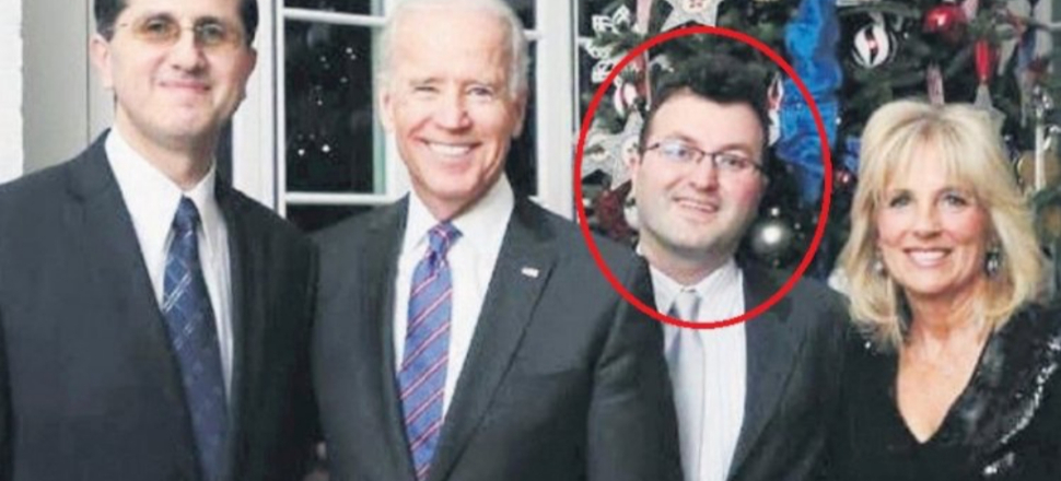 Biden'ın FETÖ'cü dostu o siyasetçiyle akraba çıktı