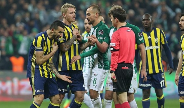 TFF'den Fenerbahçelileri kızdıracak saat hatası!
