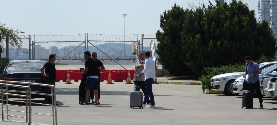Beşiktaş, PAOK karşılaşması için Yunanistan'a gitti