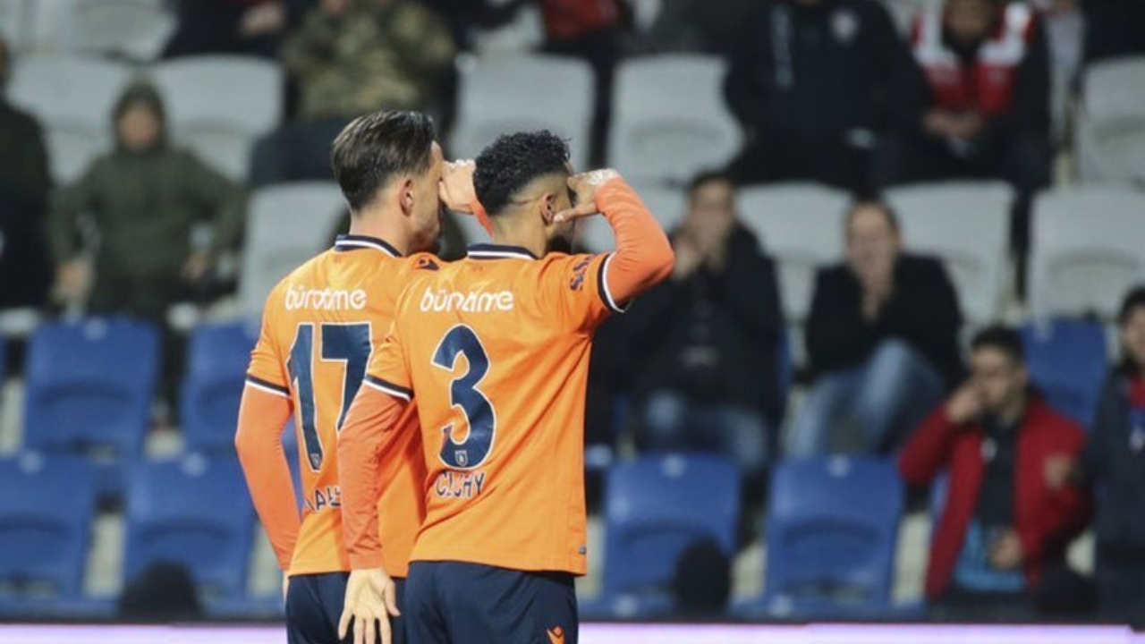 Başakşehir'de yaprak dökümü