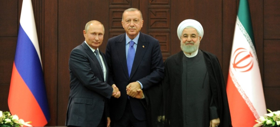 İran, Rusya ve Türkiye'den yasa dışı petrol anlaşması çıkışı