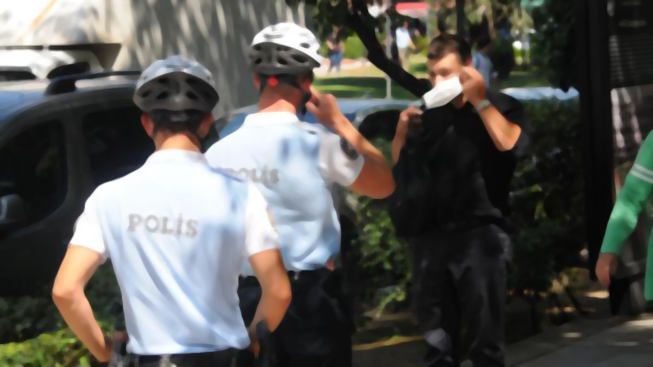 Kocaeli'de Ağustos'ta 190 koronalı sokaklarda gezdi!