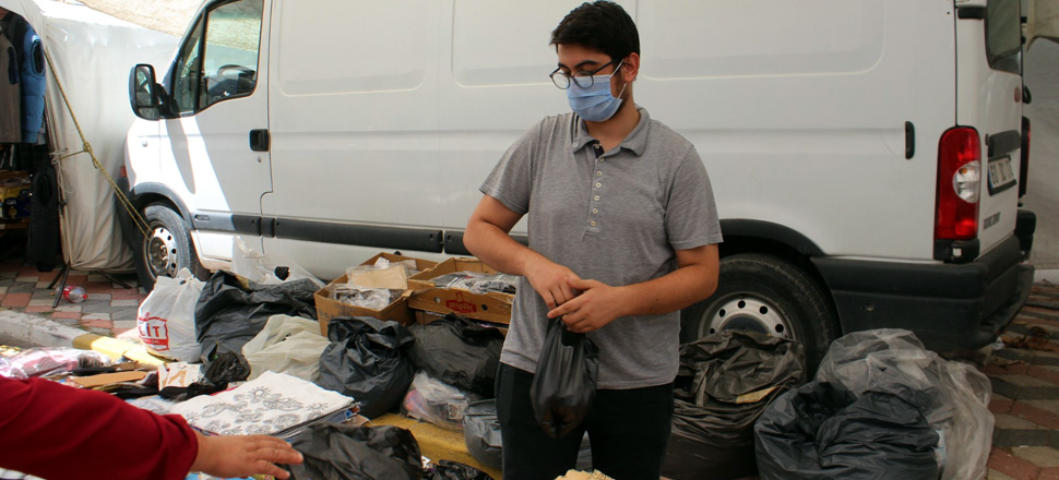 Tıp fakültesini kazandığını pazarcı tezgahında öğrendi