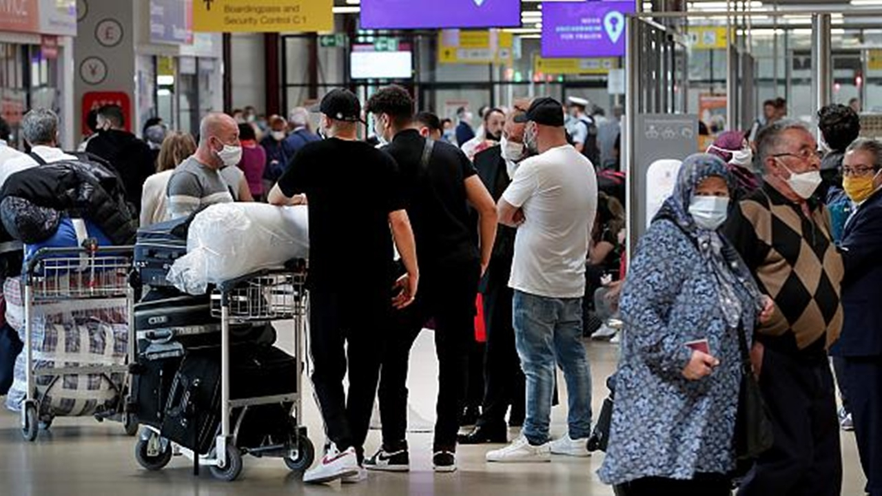 Almanya seyahat uyarısını 14 Eylül’e kadar uzatıyor