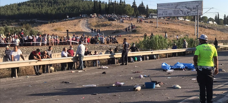 Manisa'da korkunç kaza