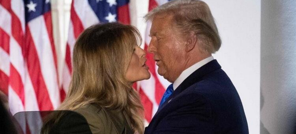 Melania'nın canlı yayındaki hareketi ABD'de bomba etkisi yarattı!