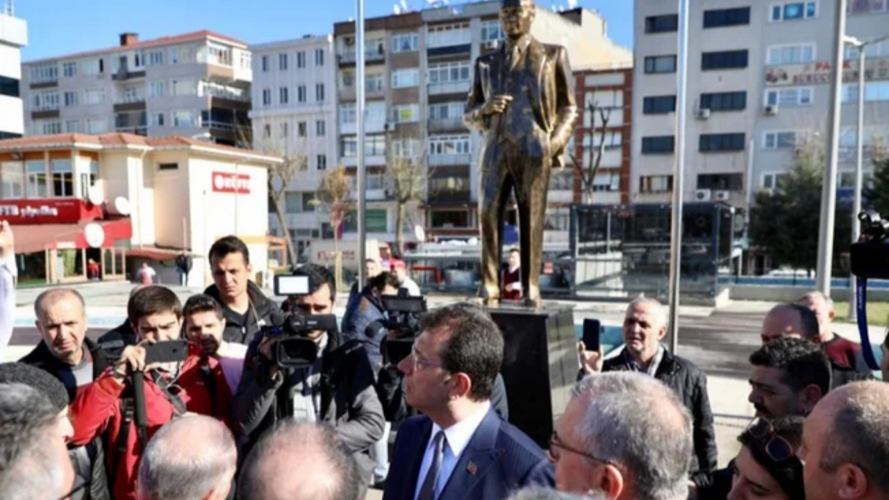 İmamoğlu Atatürk heykelini beğenmedi: Elyaf bronza dönüşsün