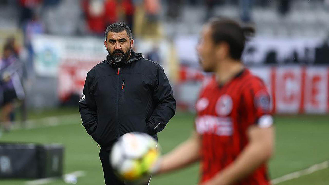 Adana Demirspor, Ümit Özat'la yeniden anlaştı
