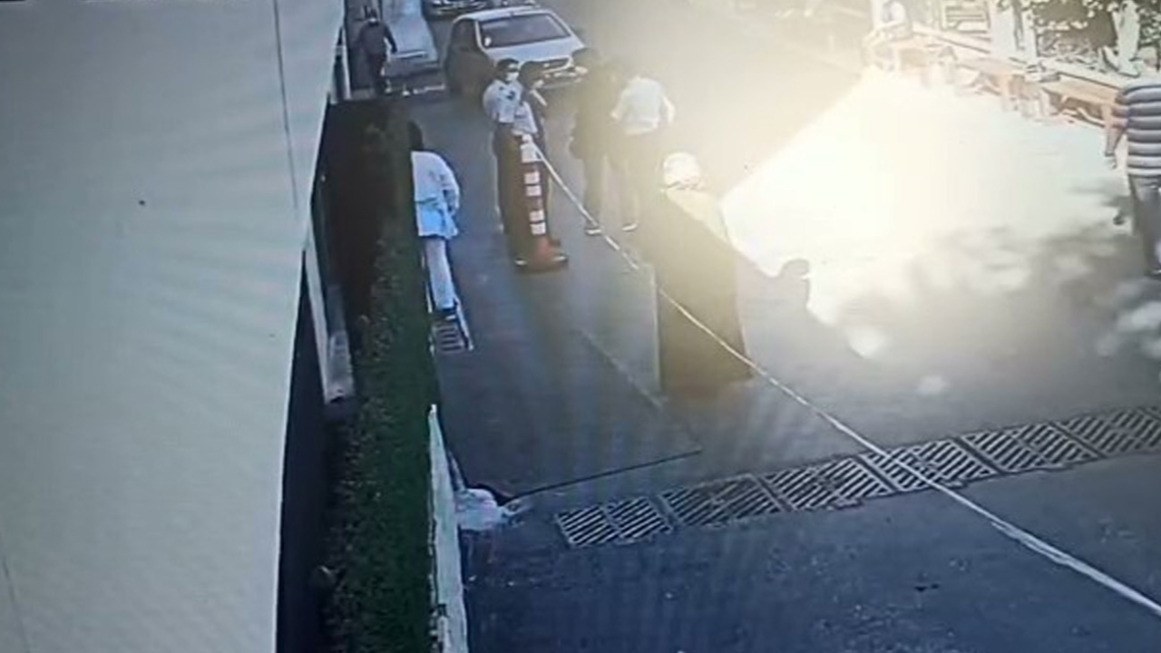 Eski eşini öldürmeye geldiği hastanede, güvenlik görevlilerinin dikkatiyle yakalandı!