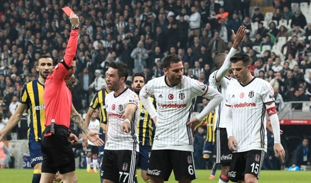 Beşiktaş'tan Tosiç'e ağır ceza!