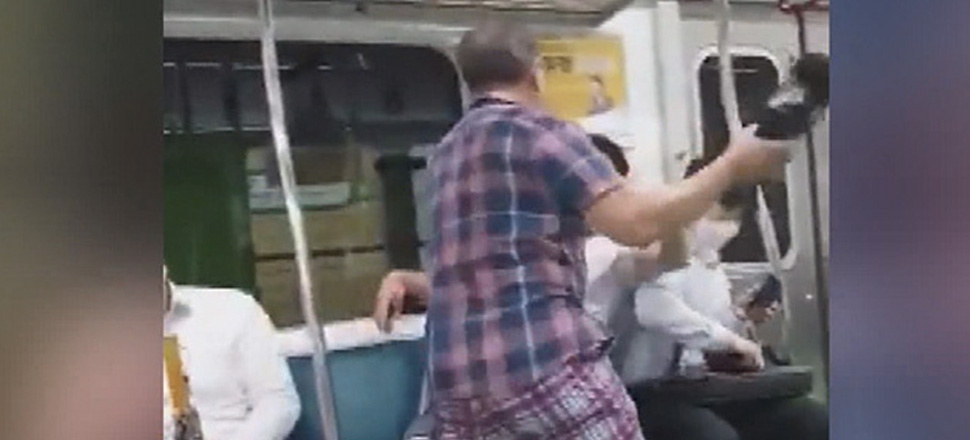Metroda maske kavgası!
