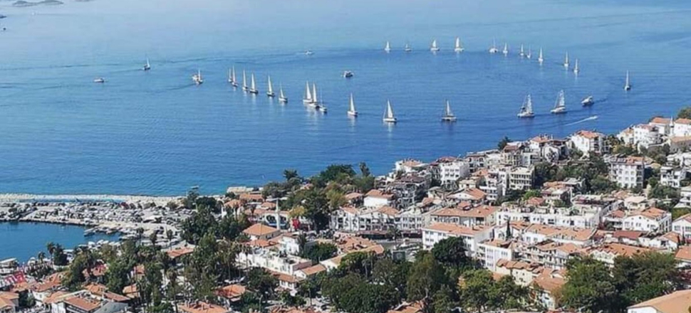 Yunan'ın önünde Zafer Bayramı kutlaması