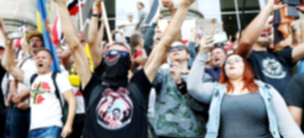 Berlin'i karıştıran 'koronavirüs' eylemi