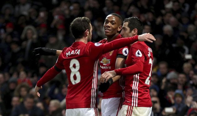 Manchester United rezaletten sonra serisini sürdürdü