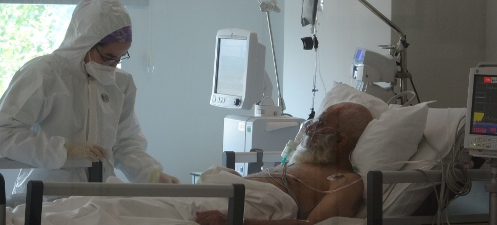Mersin'de koronaya yakalanan hasta: Bir nefes için servetinizi veriyorsunuz