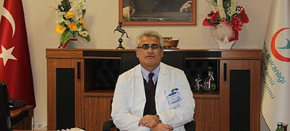 Korona bir hekimi daha aldı